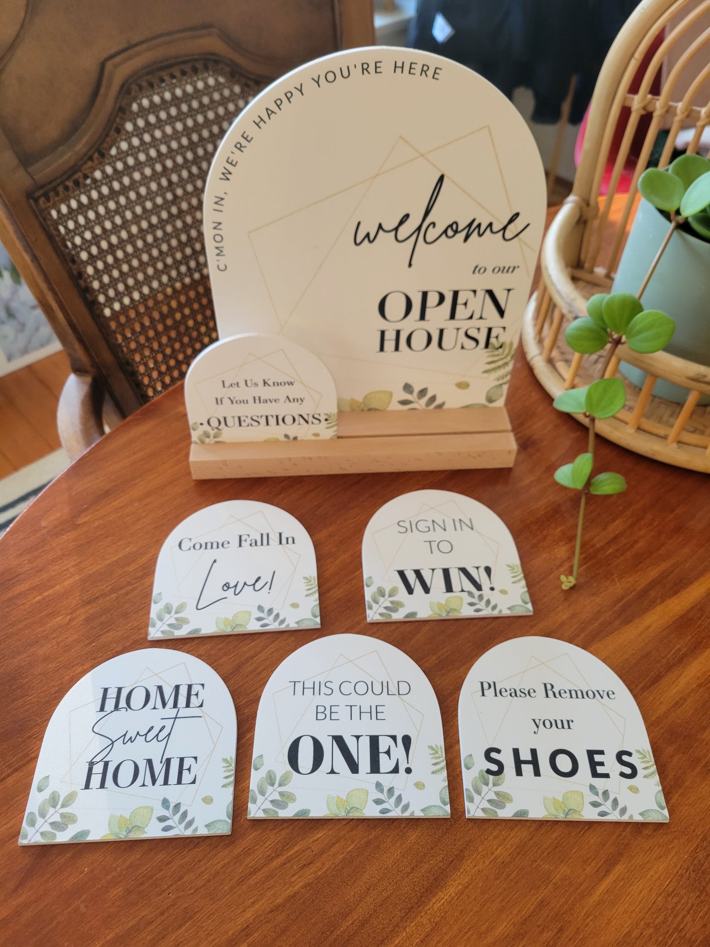 Arched Open House Welcome Sign Kit- Botanical